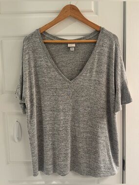 a new day Gray V-Neck Short Sleeve Tee